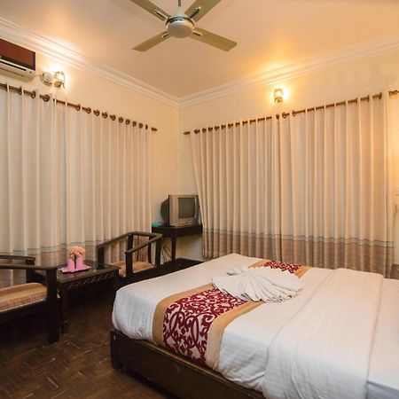 Hotel Panorama Pokhara Buitenkant foto
