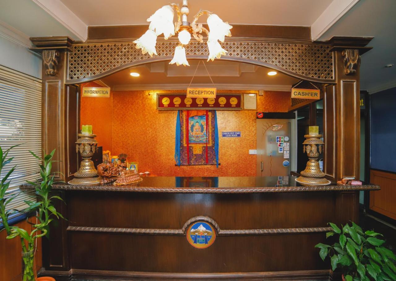 Hotel Panorama Pokhara Buitenkant foto